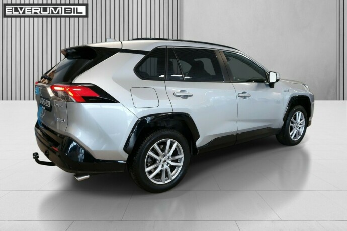 suzuki-across-elektrisitetbensin-2022-big-4