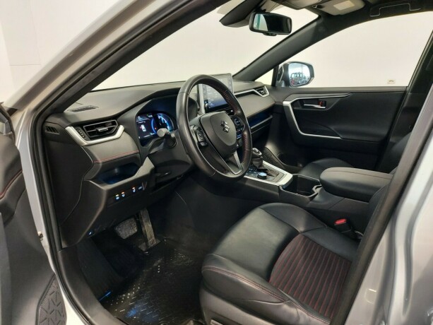 suzuki-across-elektrisitetbensin-2022-big-15