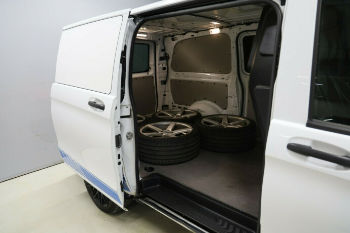 mercedes-benz-vito-diesel-2020-big-10