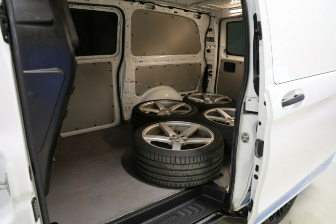 mercedes-benz-vito-diesel-2020-big-11