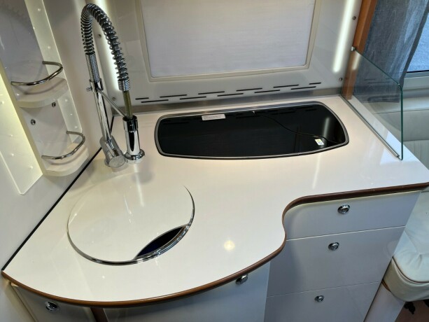 autostar-prestige-elite-i730lc-queensbed-senkeseng-alde-varme-23-177hk-diesel-2020-big-44