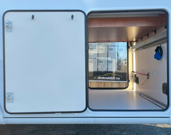 autostar-prestige-elite-i730lc-queensbed-senkeseng-alde-varme-23-177hk-diesel-2020-big-13