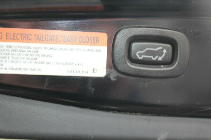 mitsubishi-outlander-elektrisitetbensin-2014-big-6