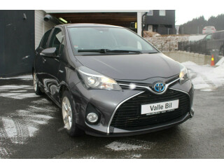 Toyota | Yaris | Elektrisitet+bensin | 2014