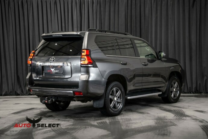 toyota-land-cruiser-diesel-2023-big-12