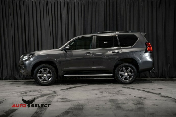 toyota-land-cruiser-diesel-2023-big-7