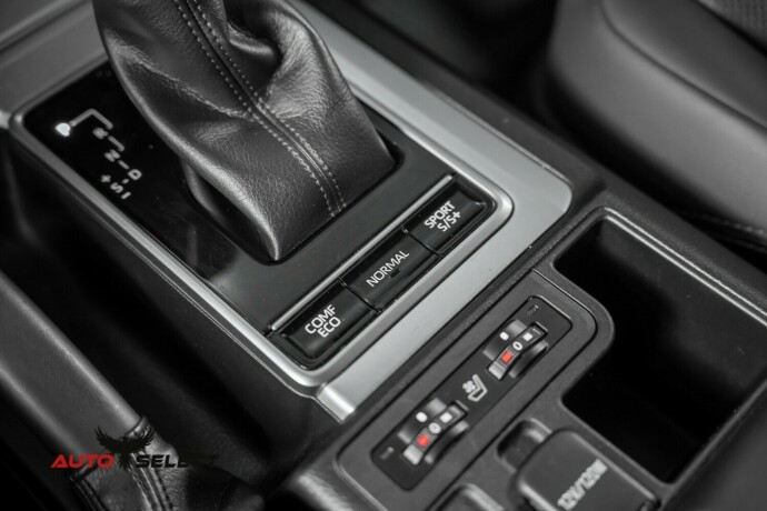 toyota-land-cruiser-diesel-2023-big-37