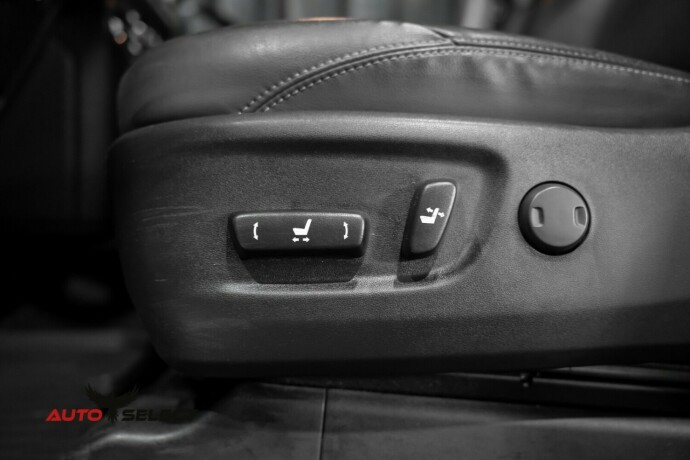 toyota-land-cruiser-diesel-2023-big-25