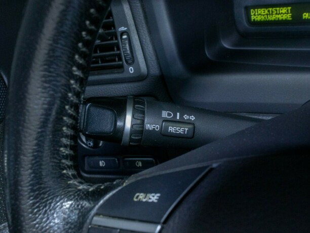 volvo-v70-diesel-2008-big-25