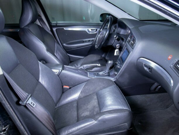 volvo-v70-diesel-2008-big-40