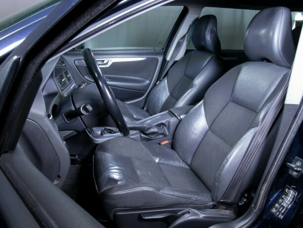 volvo-v70-diesel-2008-big-36