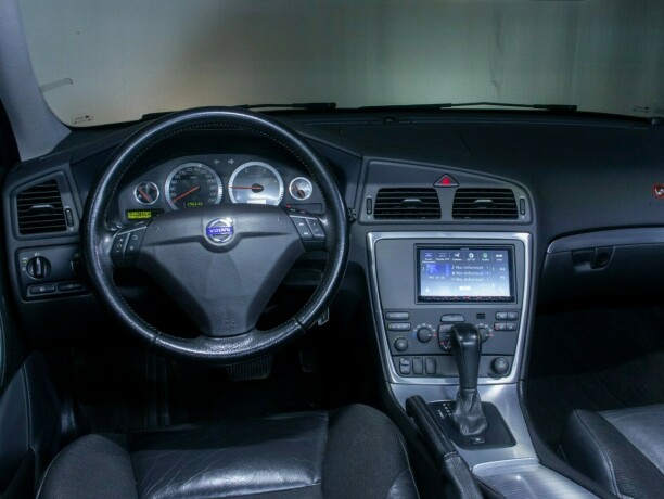 volvo-v70-diesel-2008-big-31