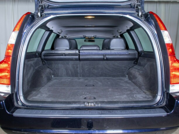 volvo-v70-diesel-2008-big-10