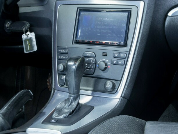 volvo-v70-diesel-2008-big-15