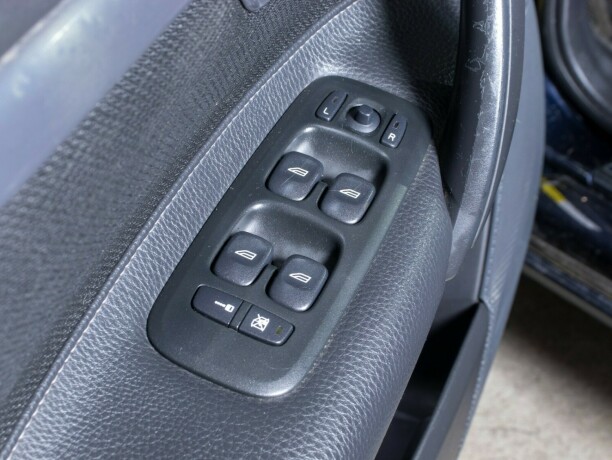 volvo-v70-diesel-2008-big-19