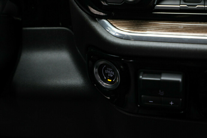 chevrolet-silverado-diesel-2024-big-21