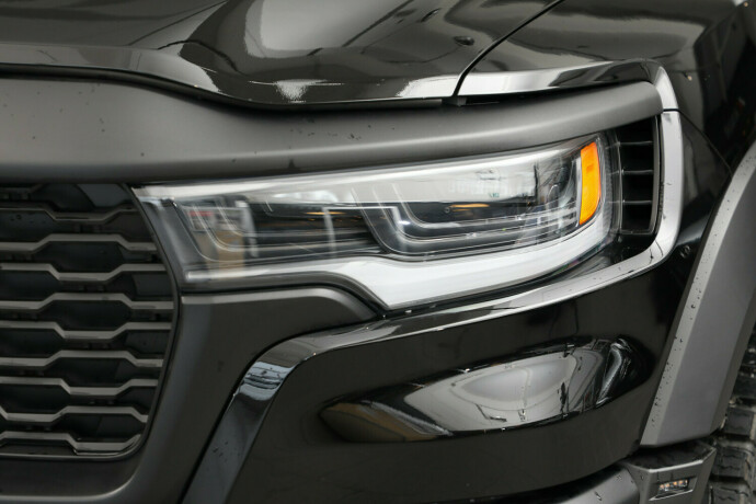 dodge-ram-bensin-2025-big-43