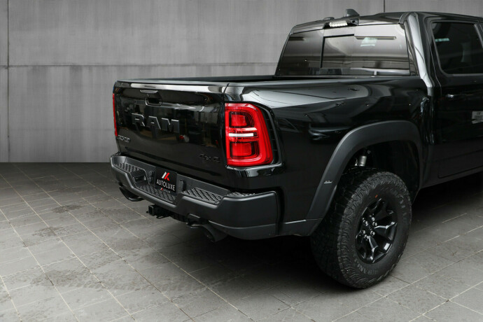 dodge-ram-bensin-2025-big-40