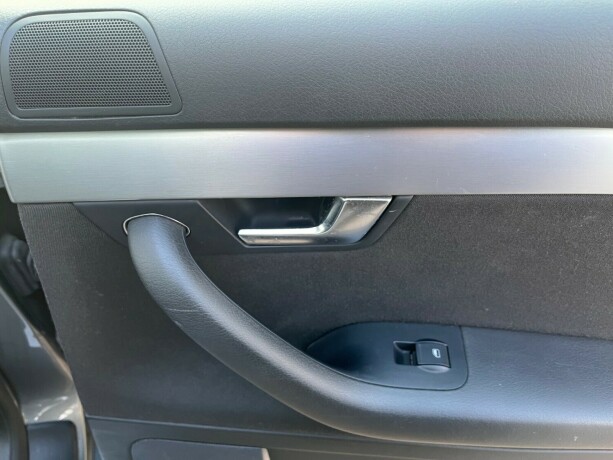 audi-a4-bensin-2007-big-25