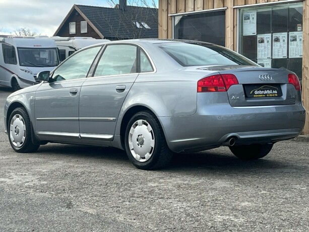 audi-a4-bensin-2007-big-7
