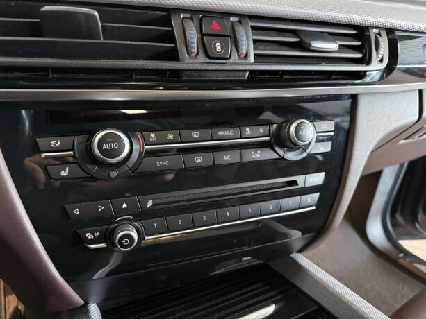 bmw-x5-elektrisitetbensin-2018-big-27