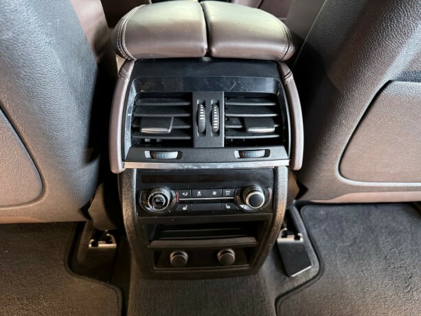 bmw-x5-elektrisitetbensin-2018-big-46