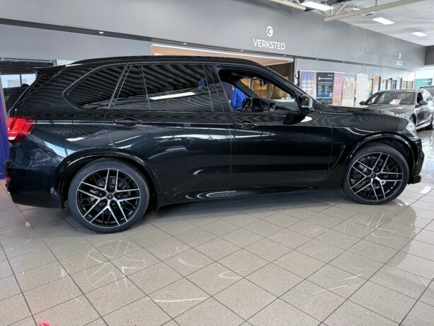 bmw-x5-elektrisitetbensin-2018-big-9