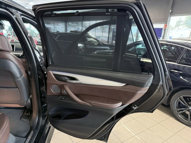 bmw-x5-elektrisitetbensin-2018-big-42