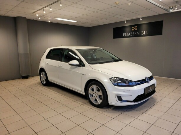 volkswagen-golf-elektrisitet-2016-big-0
