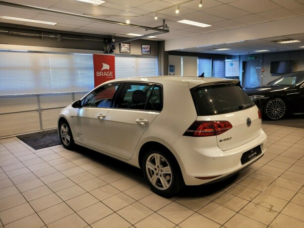 volkswagen-golf-elektrisitet-2016-big-6
