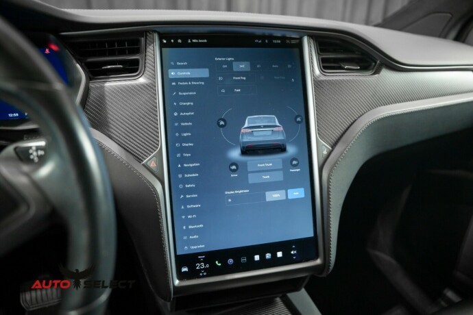 tesla-model-x-elektrisitet-2018-big-37