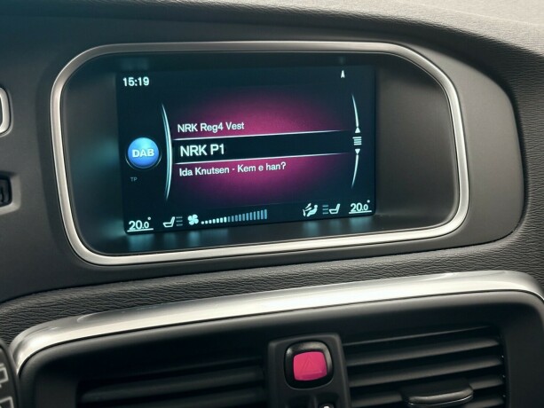 volvo-v40-cross-country-bensin-2016-big-23