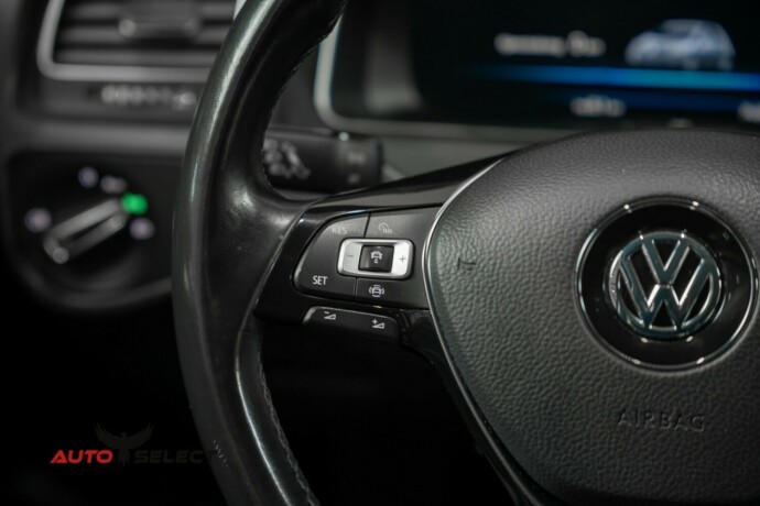 volkswagen-golf-elektrisitet-2020-big-27