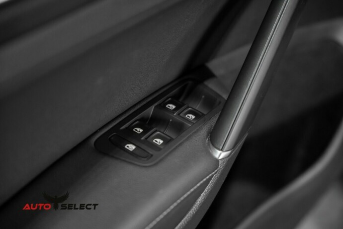 volkswagen-golf-elektrisitet-2020-big-20