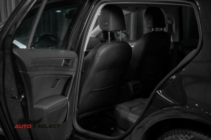 volkswagen-golf-elektrisitet-2020-big-14