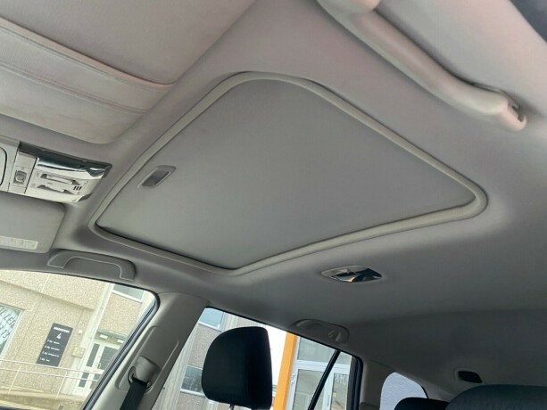 subaru-legacy-bensin-2014-big-21