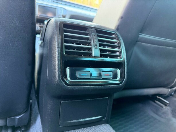 volkswagen-passat-elektrisitetbensin-2017-big-33