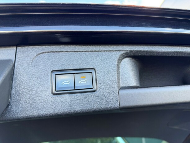 volkswagen-passat-elektrisitetbensin-2017-big-43