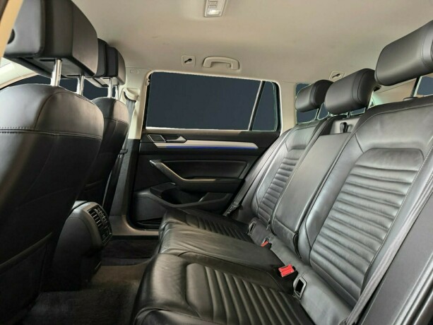 volkswagen-passat-elektrisitetbensin-2017-big-12