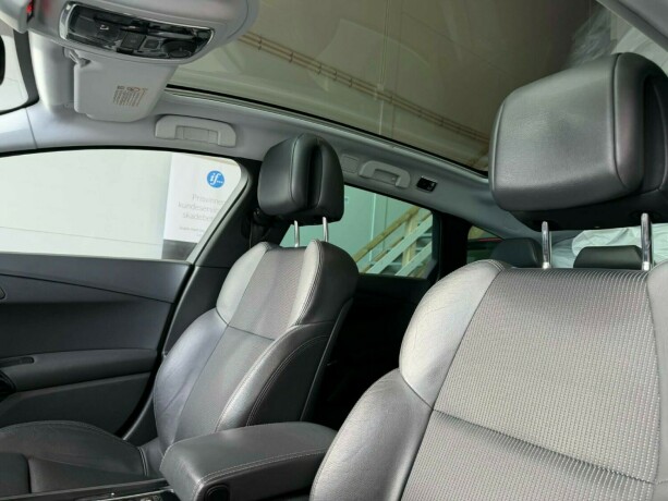 peugeot-508-diesel-2011-big-9