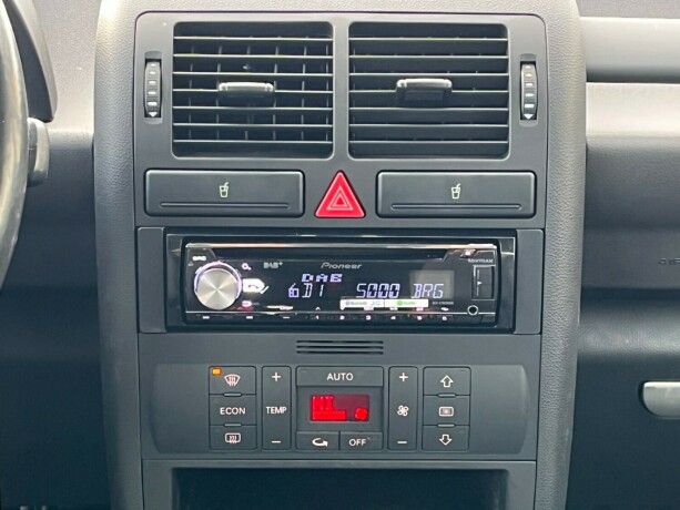 audi-a2-bensin-2005-big-17