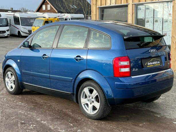 audi-a2-bensin-2005-big-7