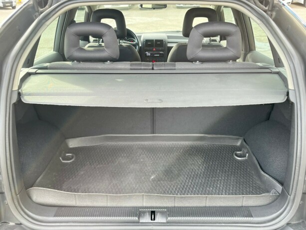 audi-a2-bensin-2005-big-28