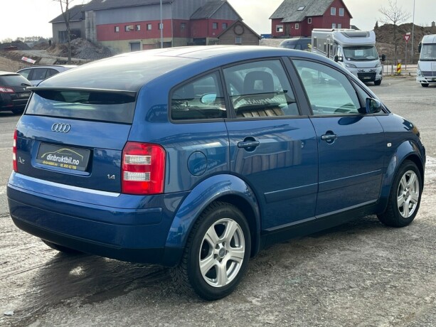 audi-a2-bensin-2005-big-5