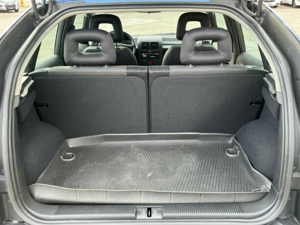 audi-a2-bensin-2005-big-30