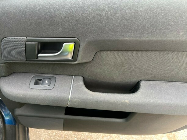 audi-a2-bensin-2005-big-20