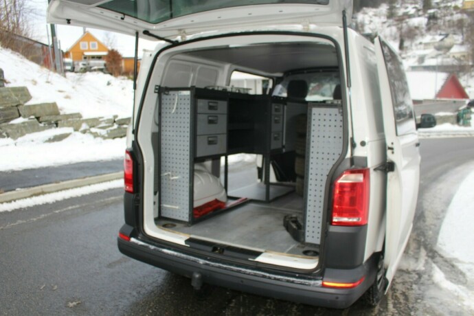 volkswagen-transporter-diesel-2017-big-7