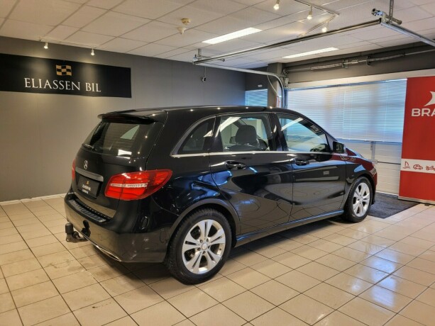 mercedes-benz-b-klasse-bensin-2016-big-5