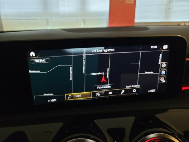 mercedes-benz-a-klasse-bensin-2018-big-26