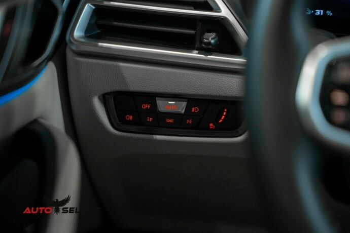 bmw-i4-m50-elektrisitet-2024-big-37